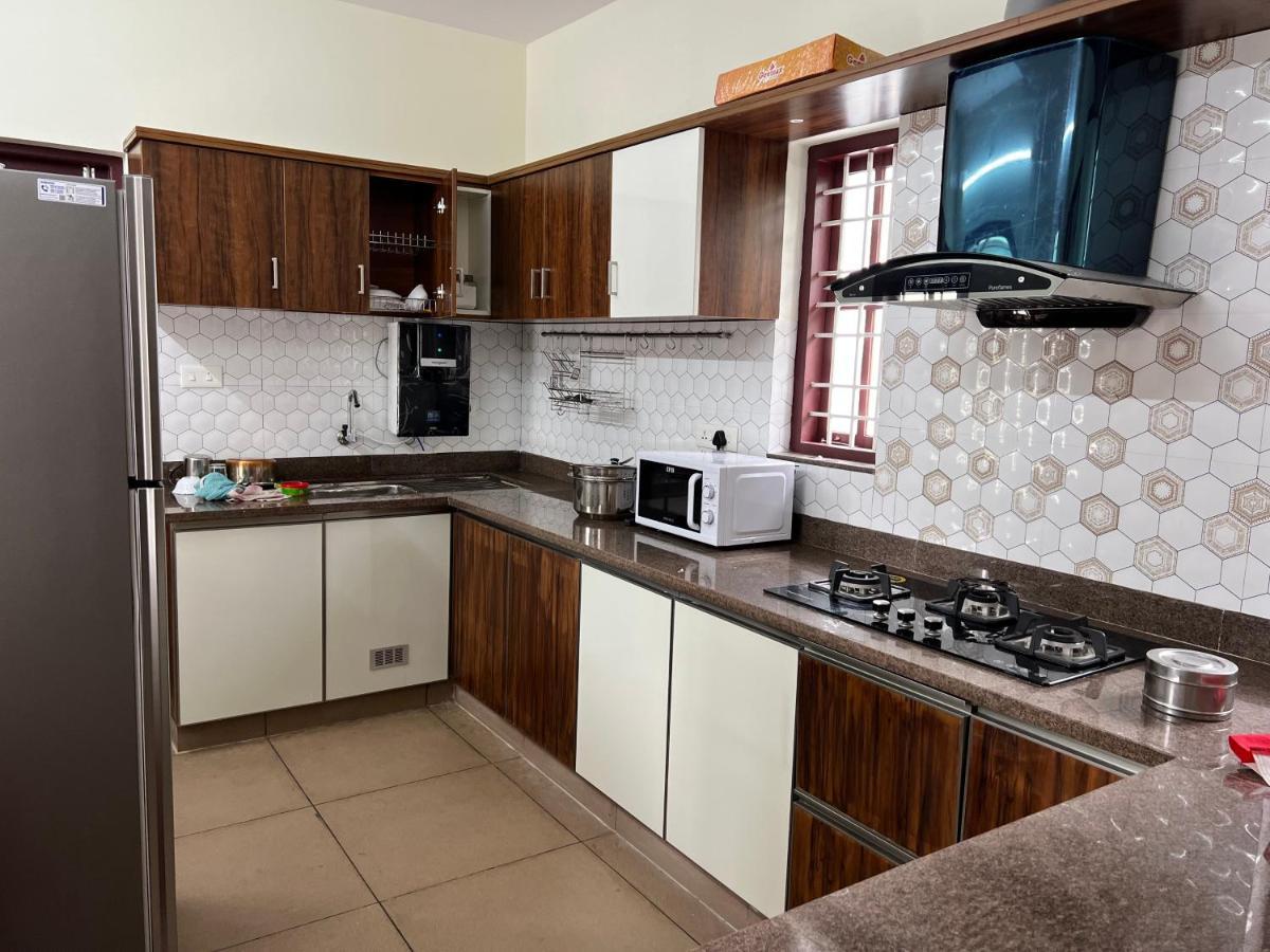 Pullad Villa Aranmula Dış mekan fotoğraf