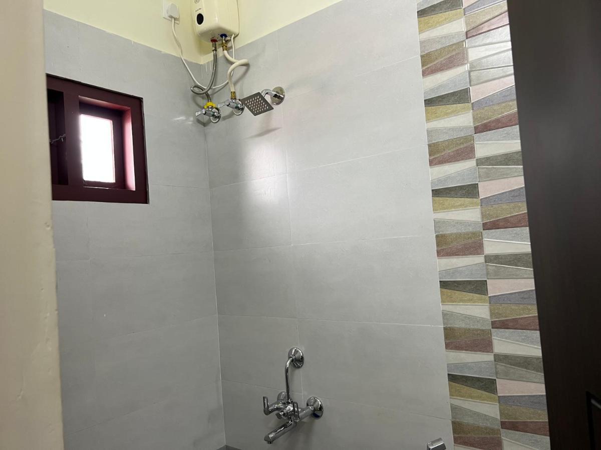Pullad Villa Aranmula Dış mekan fotoğraf